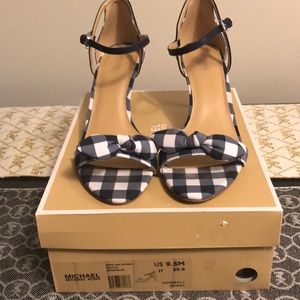 Michael Kors Pippa mid Sandal